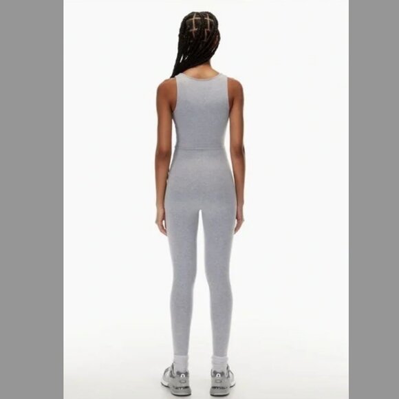 Aritzia The Group by Babaton Organic Soft Contour V-Neck Jumpsuit - Picture 3 of 10